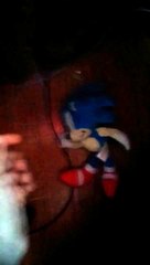 Sonic does the Tails Doll curse