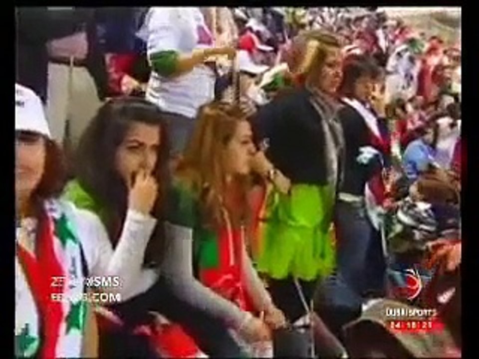 Iraq Fans Gulf Cup 19  مشجعات عراقيات في خليجي