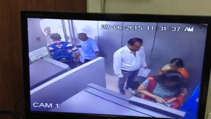 CCTV Footage of SBI bank 2 Girls Steal Money From Customer Bag