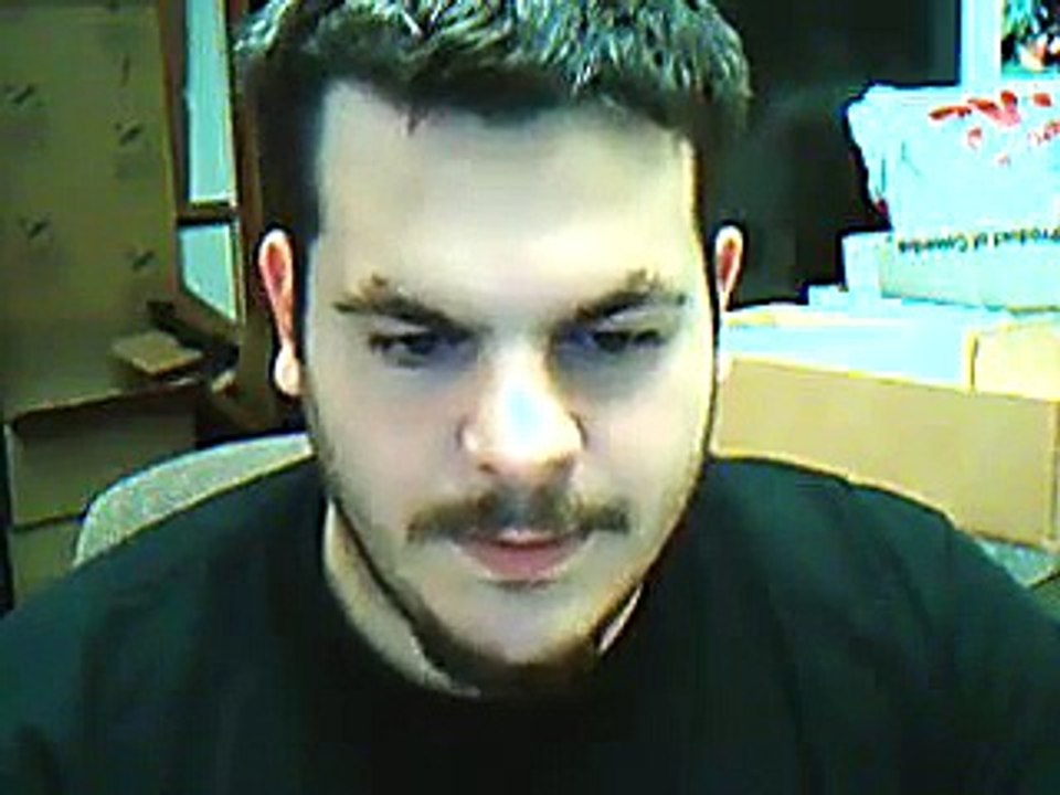 2 guys 1 horse reaction...yuck!