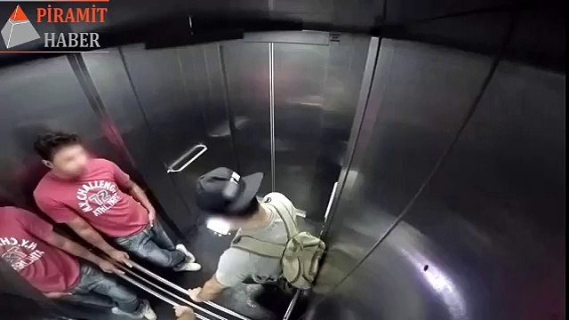 Asansör' de İshal Şakası yapılırsa :)