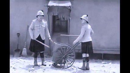 Laurel & Hardy Dancing with arabic music .