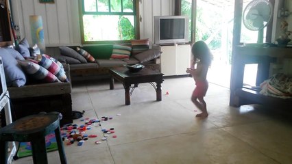 Dancing - Ubatuba - Anna - Abril 2015