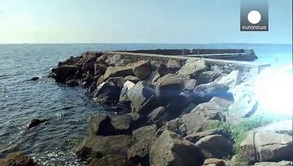 Франция. Пляж закрыт, или все могут короли