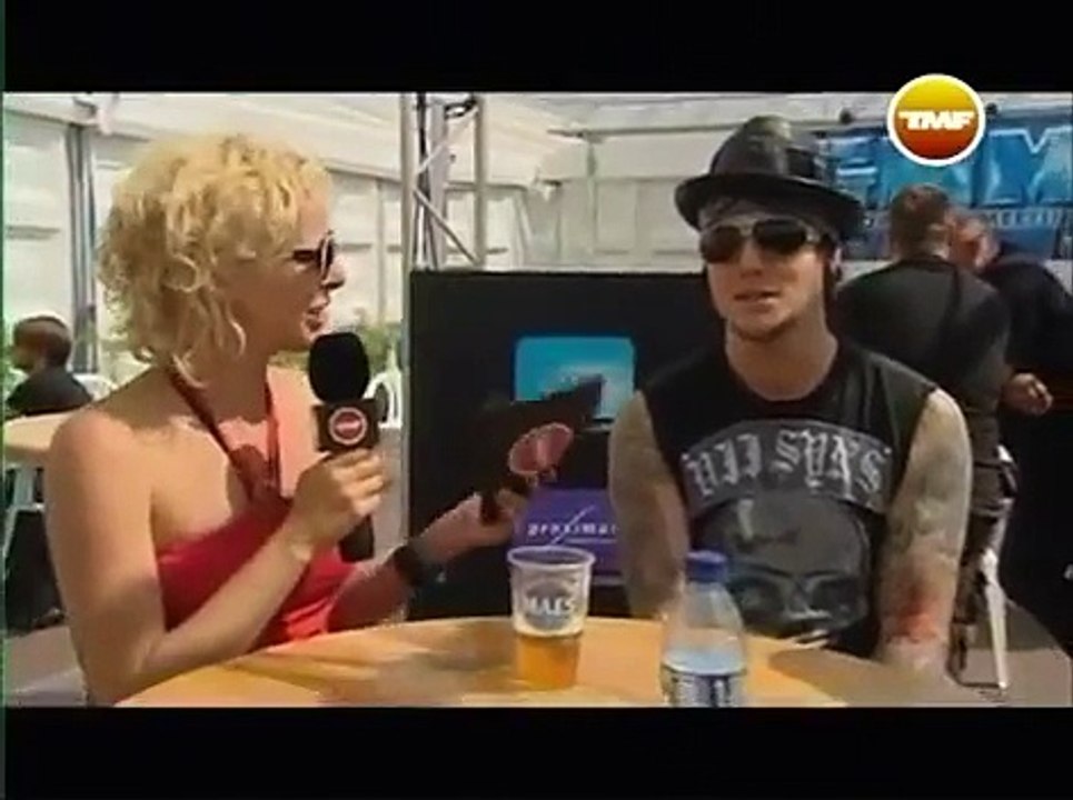 [High quality] Avenged Sevenfold - Critical Acclaim live at Graspop 2008 with interview [HQ]