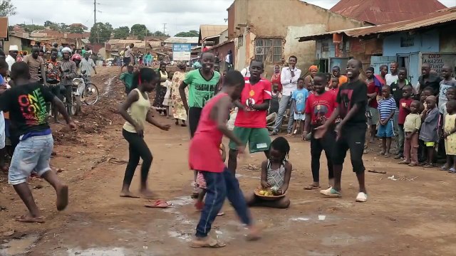 Ghetto Kids Dancing Follow Follow Hanson Baliruno DjDinTV