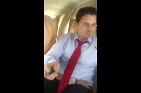 L'ambiance après l'impact d'un oiseau dans un avion