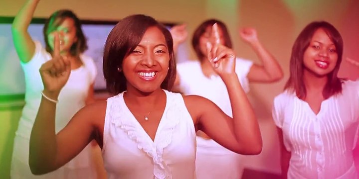 RIJA RASOLONDRAIBE - Omeo solika (gasy HD 2015 - malagasy)