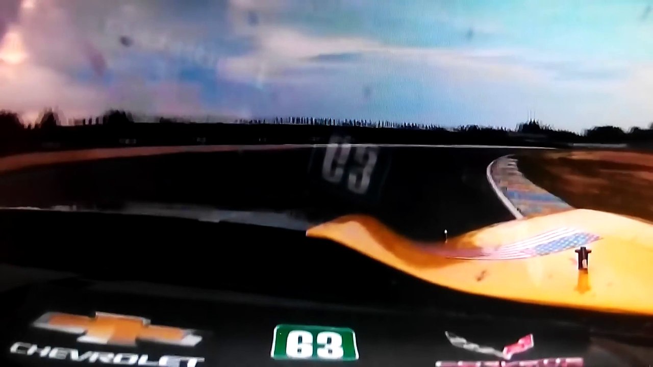 JAN MAGNUSSEN - CHEVROLET CORVETTE C7.R - HUGE CRASH LE MANS 2015