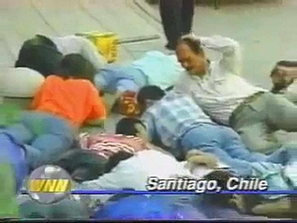 persecución cristianos ANTES del arrebatamiento (ojo, no es real, es una película)