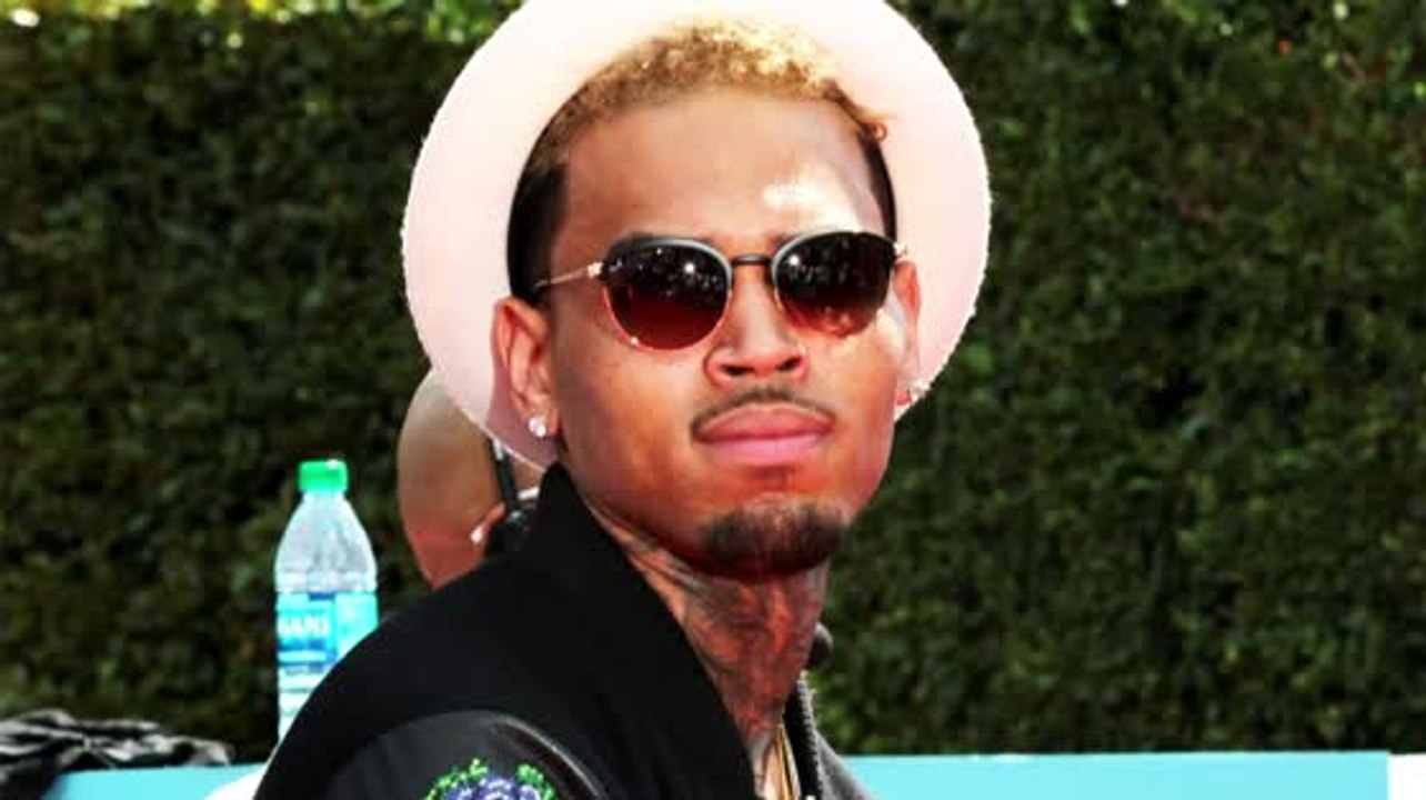 Chris Brown glaubt, dass seine Freunde etwas mit dem Einbruch zu tun haben