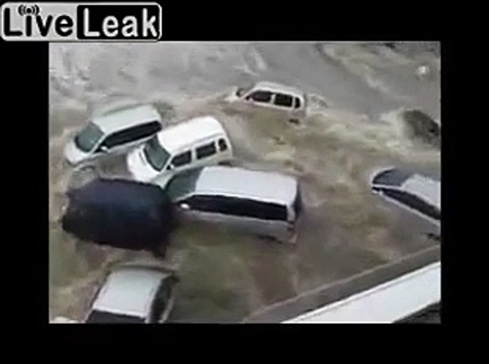 Nouvelle vidéo du Tsunami au Japon (2011)