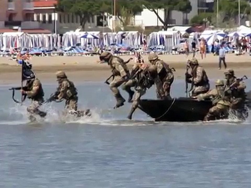 Alla Voce, San Marco! Italian Amphibious troops exercise