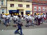 Koprivnički maturanti - Elektrotehničari 2011 plešu salonski ples