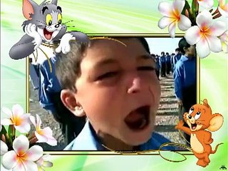 Funny Qaumi Tarana! A Live Example of "Ratta Education System" in Pakistan
