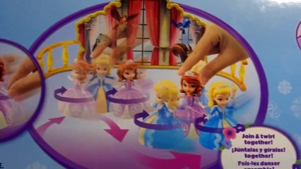 Princesita Sofia &  Amber Dancing Together And Unboxing Surprise Eggs Play-Doh - Stop Motion