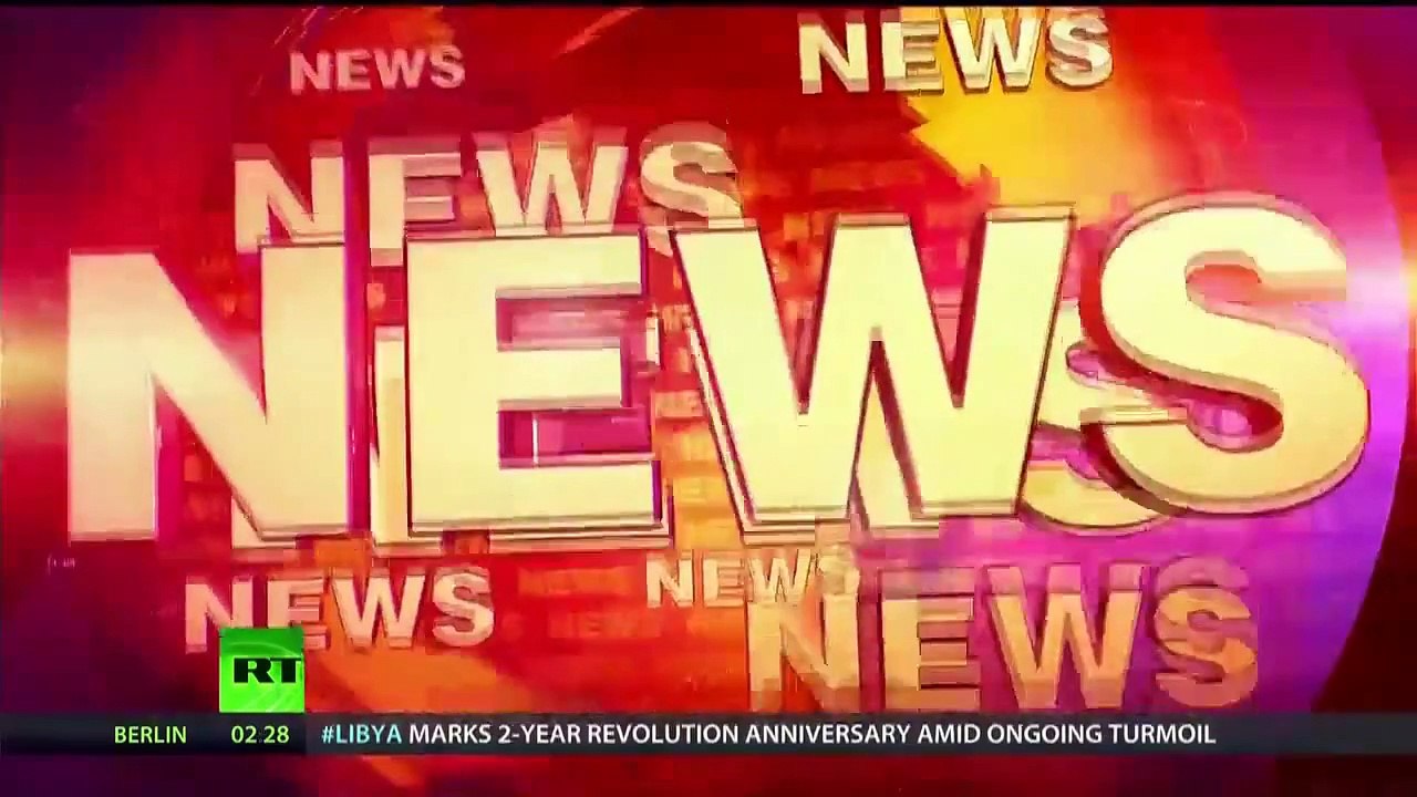 Canadian journalist goes topless during interview