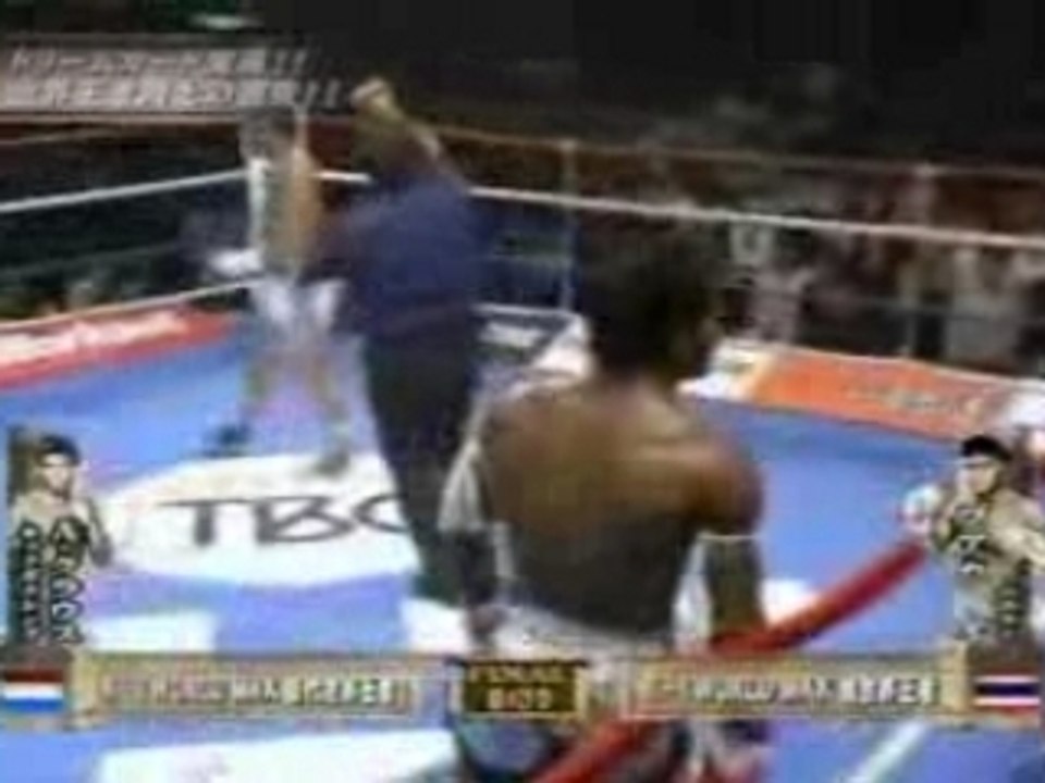 Buakaw Por Pramuk vs. Albert Kraus