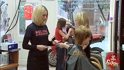 accidiently finger cutting prank at barbar Shop