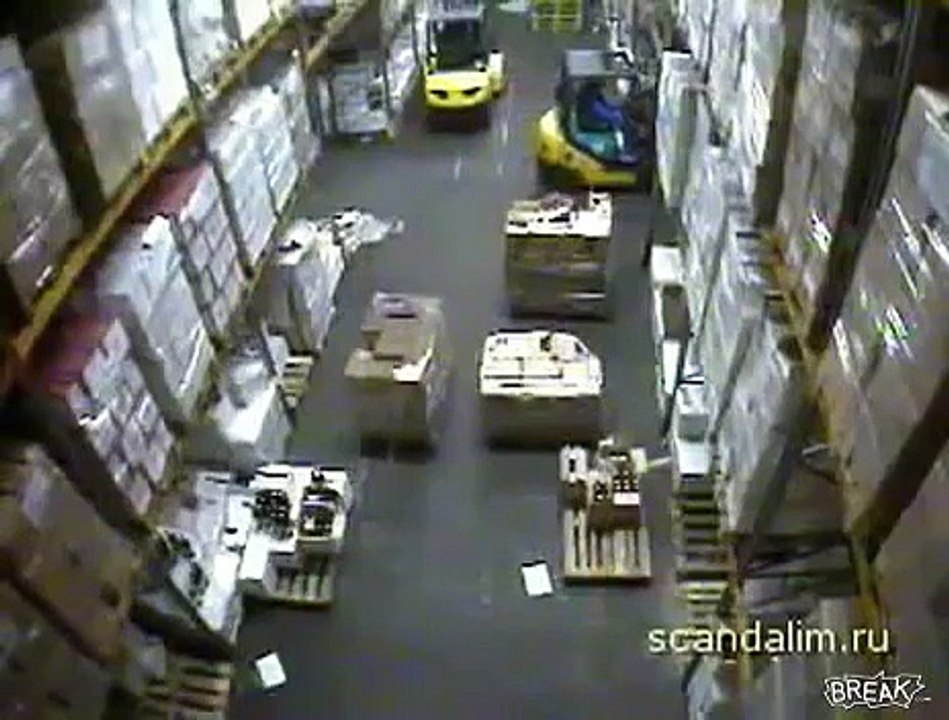Forklift Accident Brings Down a Warehouse in Russia