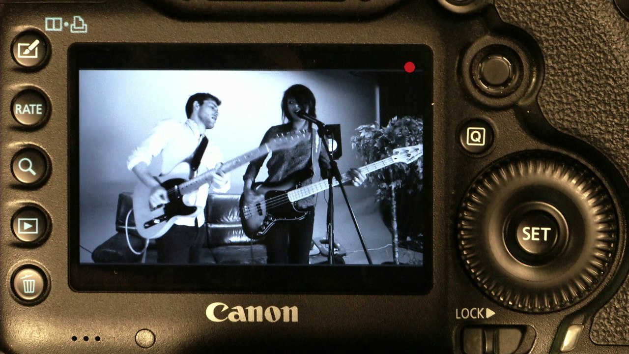 MIDNIGHT BLOOM - Under My Skin - MUSIC VIDEO