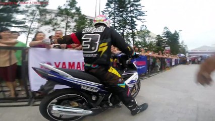 Stunter Nozaki - show Yamaha Rev Tour