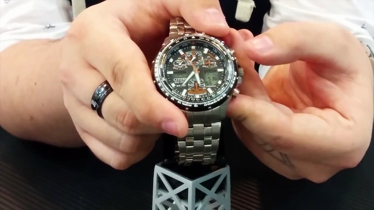 WATCH IT! - How To Set The Citizen Eco-Drive SkyHawk Watch