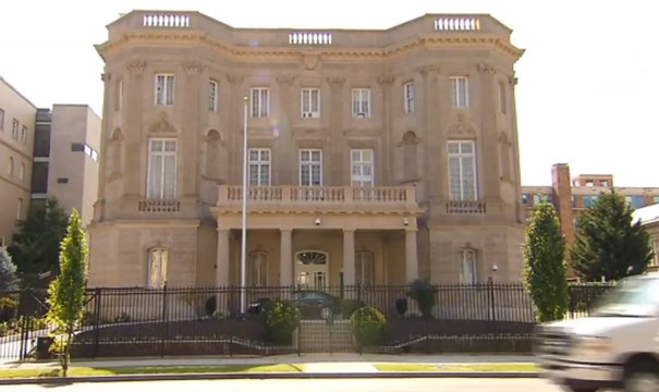 Les Etats-Unis et Cuba rouvrent officiellement leurs ambassades