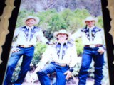 LOS REHENES  UNA BANDA Y UN CORRIDO DEDICADO A MI PADRE CARIZ MUSICAL