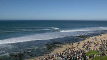 Le surfeur Mick Fanning attaqué par un requin en pleine compétition