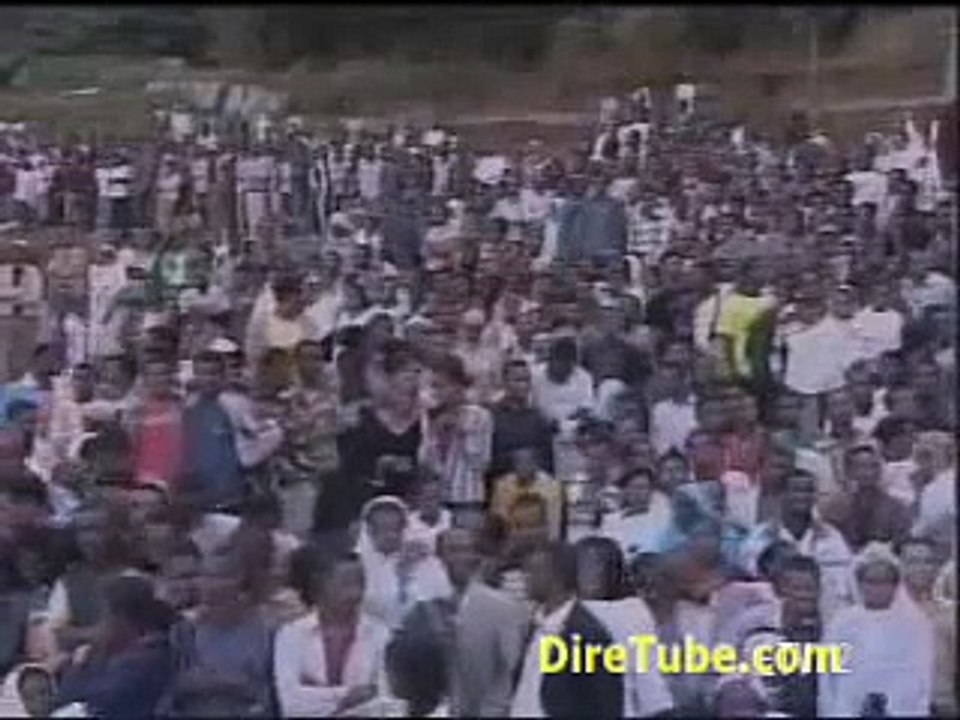 Tigist Eshetu - Eshi Live @ Deberemarkos Gena Celebration