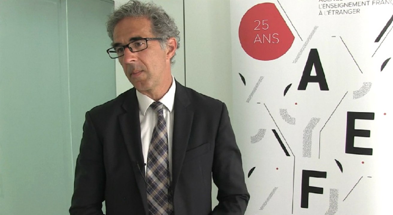 Signature d'une convention de partenariat entre l'AEFE et le Mémorial de la Shoah