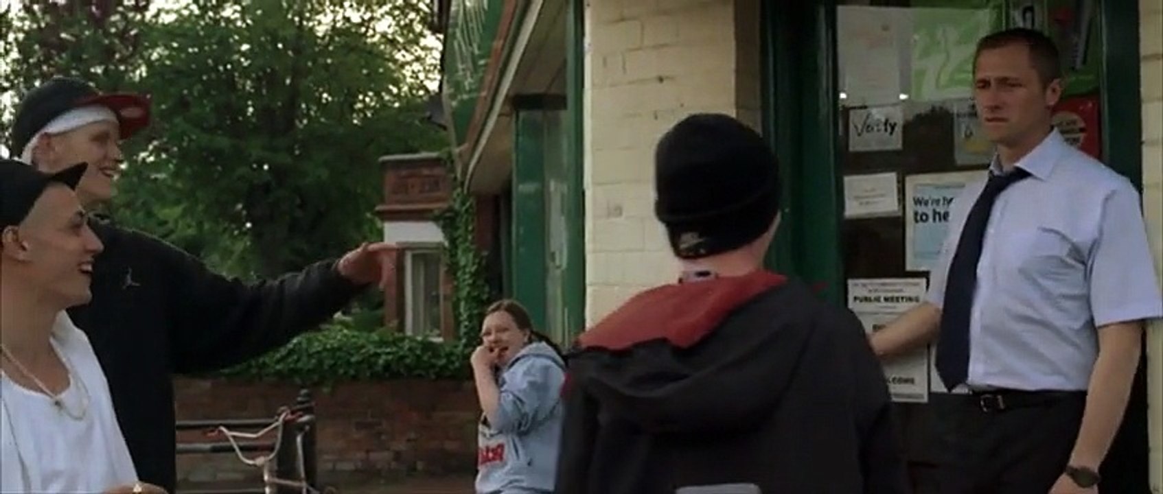 «Мягкий» («Слабак») -2007-  Режиссер- Саймон Эллис - драма, короткометражный