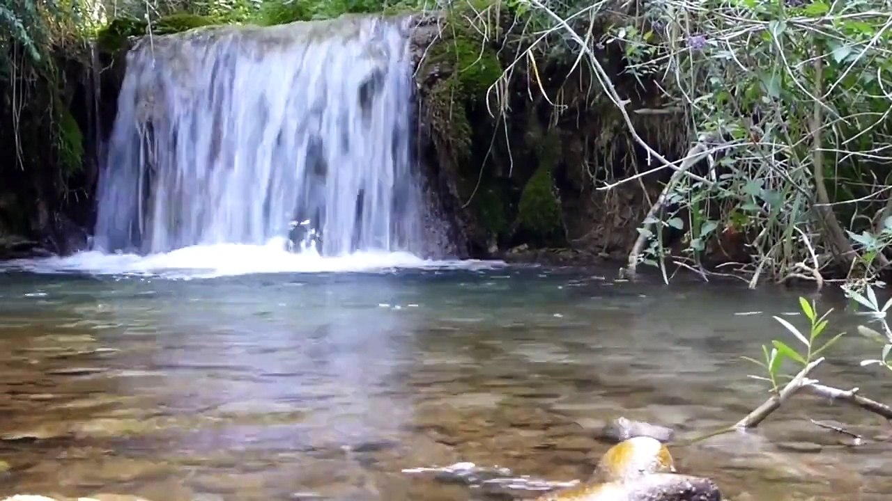 Pêche de la truite a la cuiller (vues subaquatiques !)