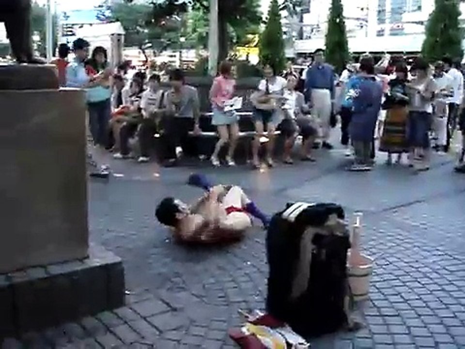 ハチ公磨き