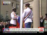 Izaron bandera de Cuba en su embajada en Estados Unidos
