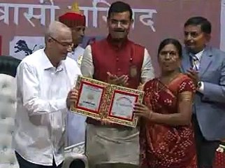 Ahmedabad Aids Newsline and Lokseva Foundation Trust Awards by Governor Kohli