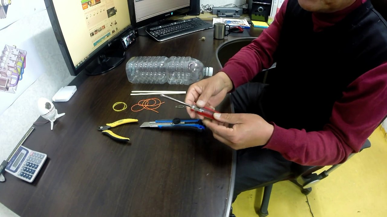 How to make mousetrap from plastic bottle