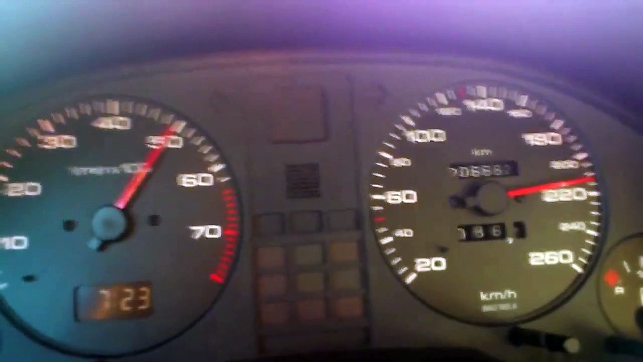 Audi B4 2.0 16V DOHC 136hp