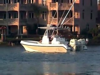 Latitude 27' DT built by Shallow Sport boats