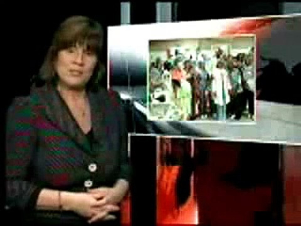 WOMAN GIVES BIRTH TO 8 BABIES | she gives birth to a set of living octuplets.