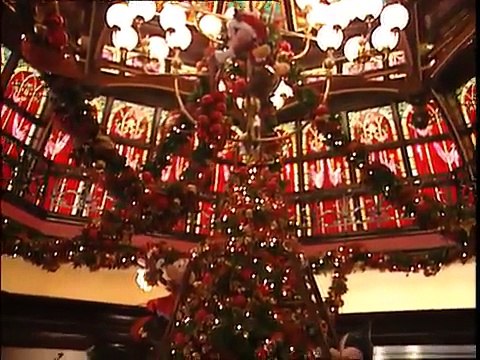 [FR / EN] Le 1er Noel de Disneyland Paris en 1992 - 1st Christmas at Disneyland Paris in 1992