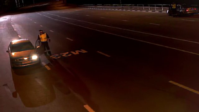 Polisin başına öyle bir şey geldi ki...