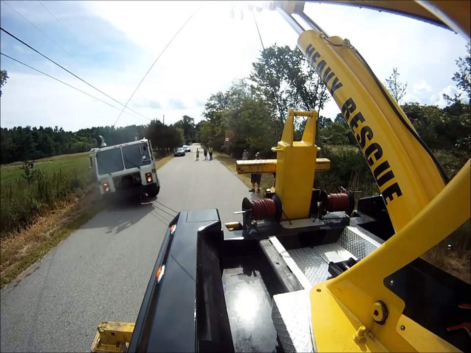 Loaded Garbage Truck Recovery with Rotator