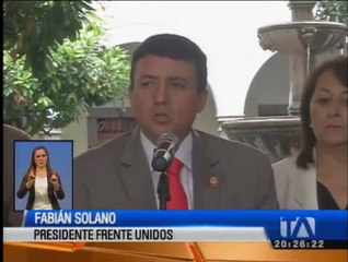 Correa define estrategias para enfrentar a la oposición