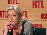 Marine Le Pen Parle de la crise financière et  de la Politique suicidaire de Sarkozy