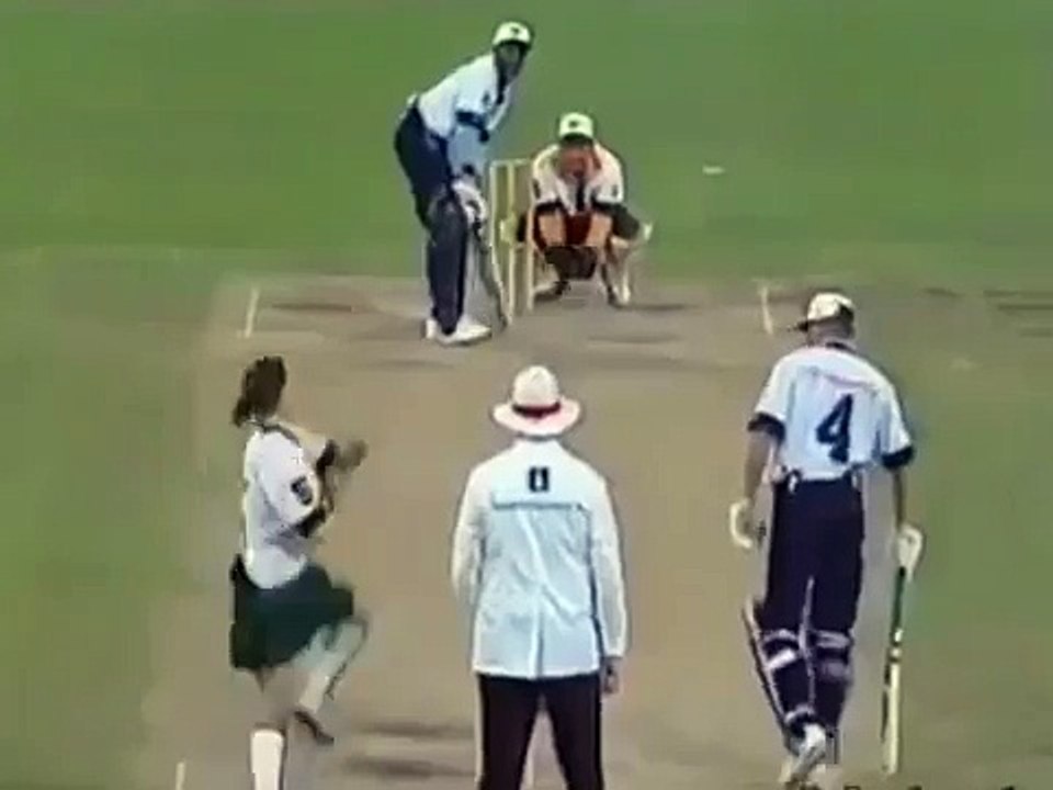 Brian Lara out in Lady Bowling Funny Moments in Cricket