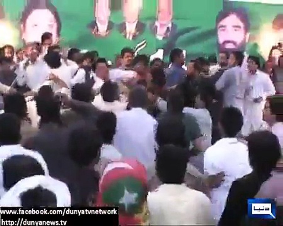 fight in the PTI FUNCTION ahahhahahaha