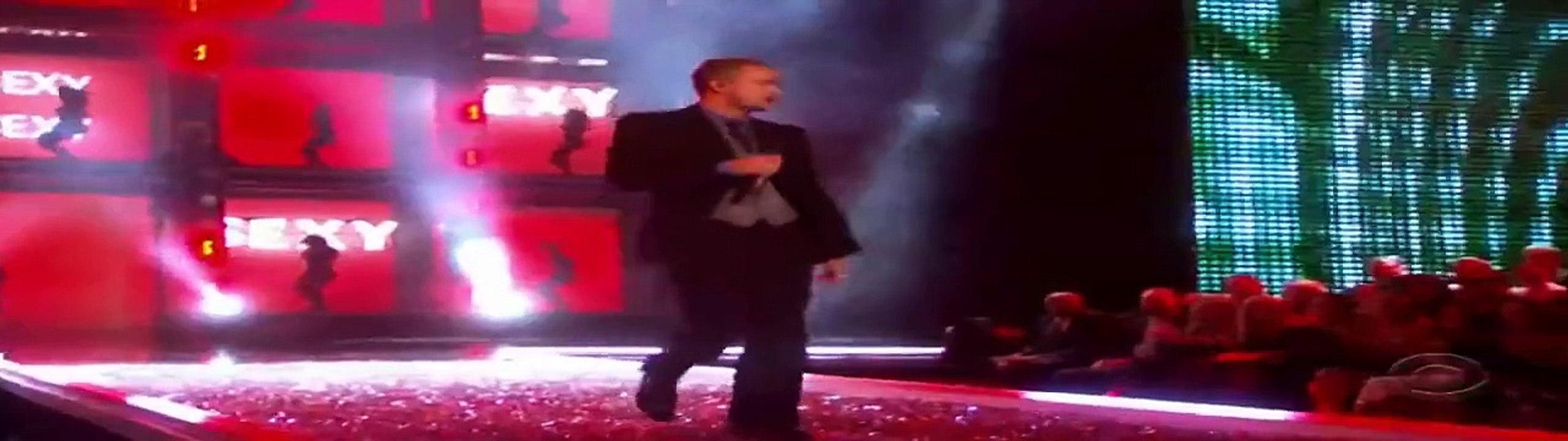 Justin Timberlake - Sexy Back - Victoria's Secret Fashion Show [HD]