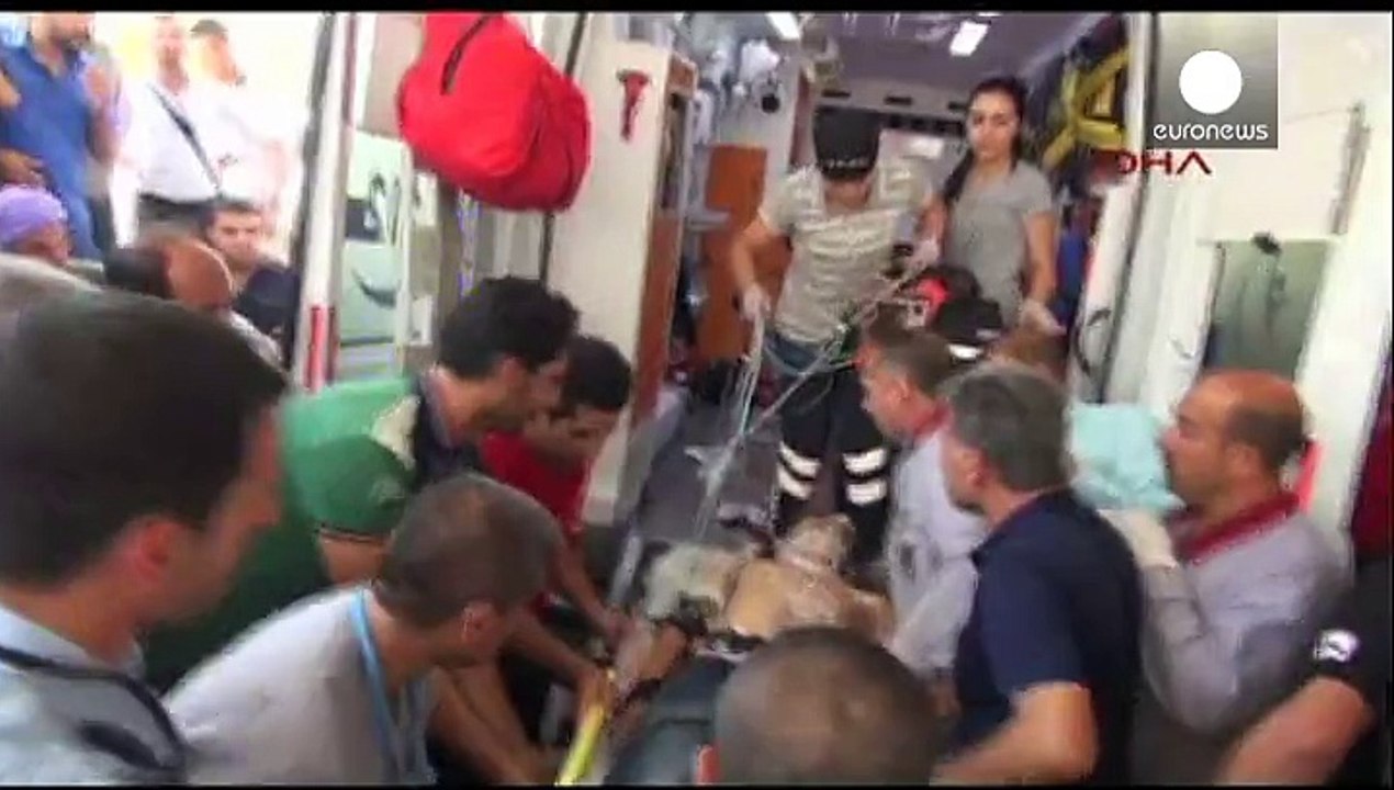 Turchia, attacco a Suruc: Ankara punta il dito contro l'Isil e aumenta la sicurezza